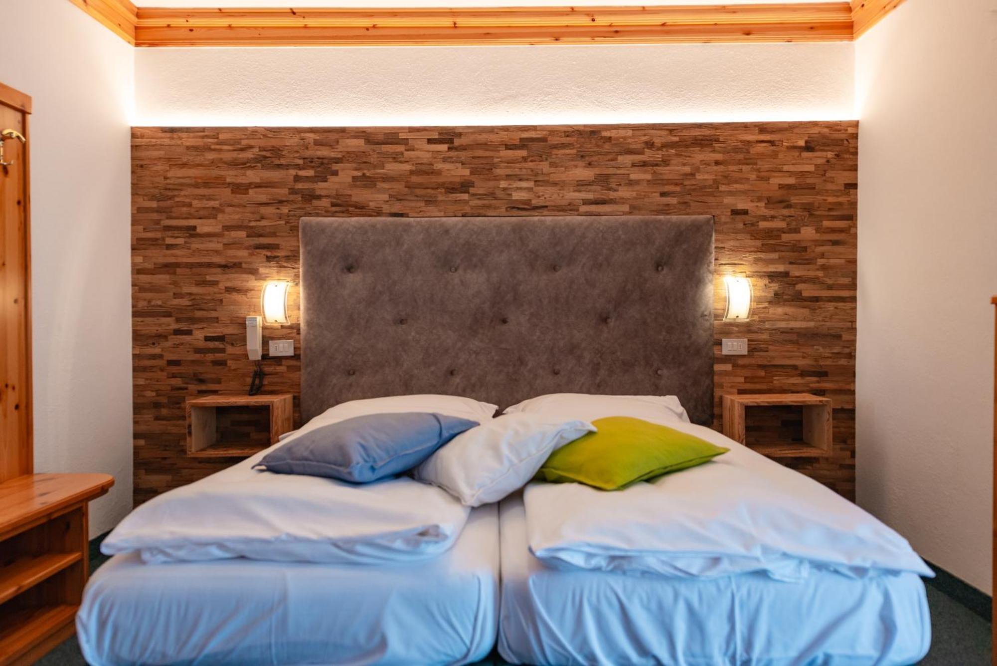 Hotel Ciamol Campitello di Fassa Exterior photo