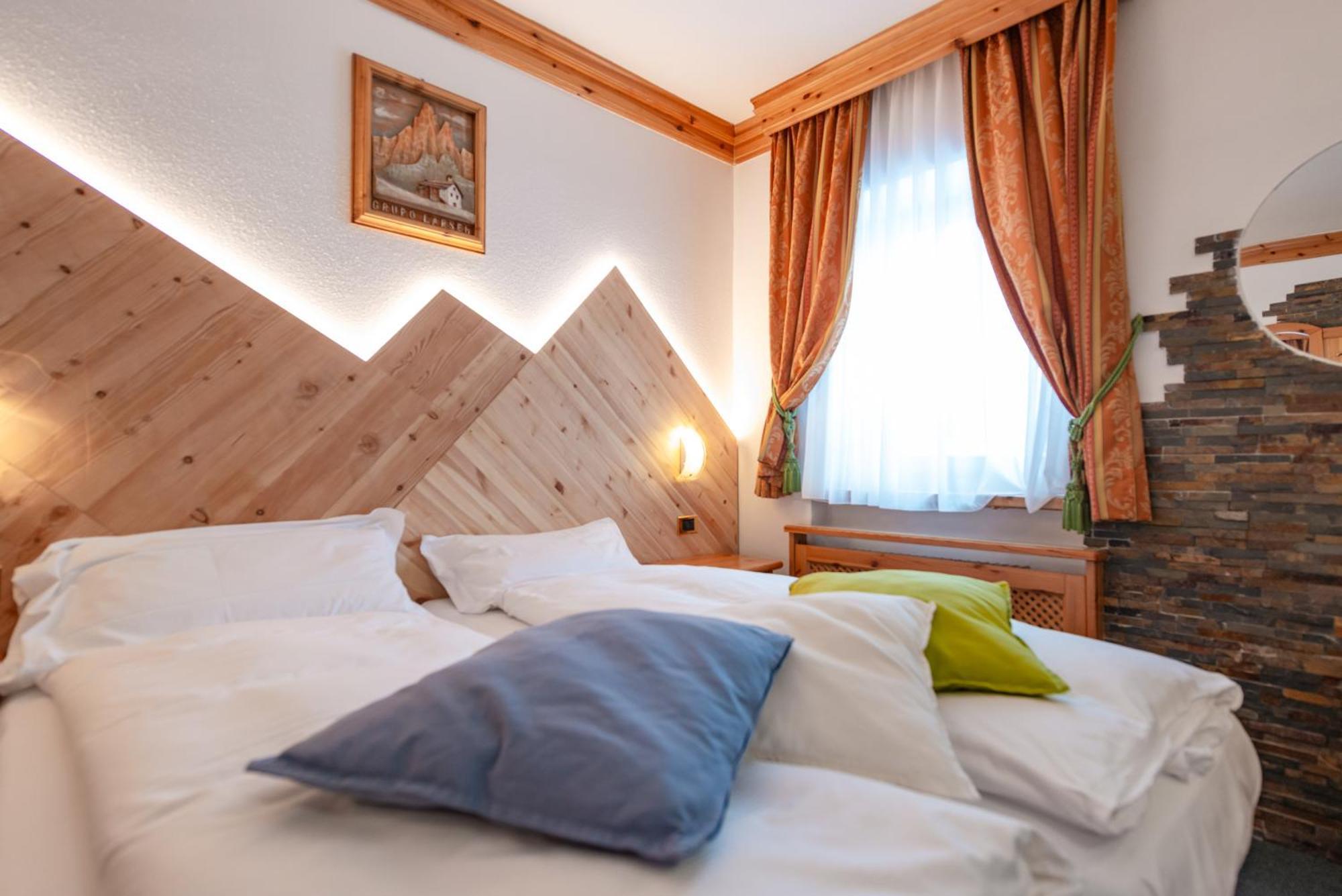 Hotel Ciamol Campitello di Fassa Exterior photo